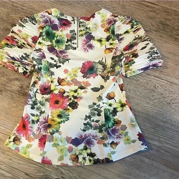 Gracia Fashion Top - Picture 3 of 6